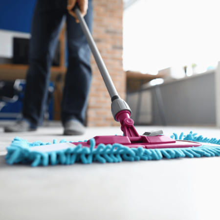 Eine Reinigungskraft für zuhause: Lohnt es sich für Sie?